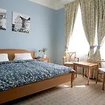 Hotel Anna 3*