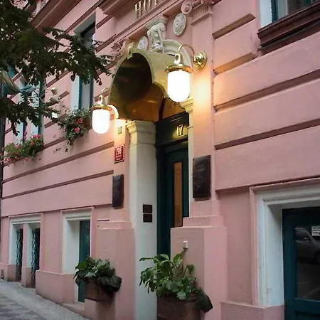 Anna 3* Prága