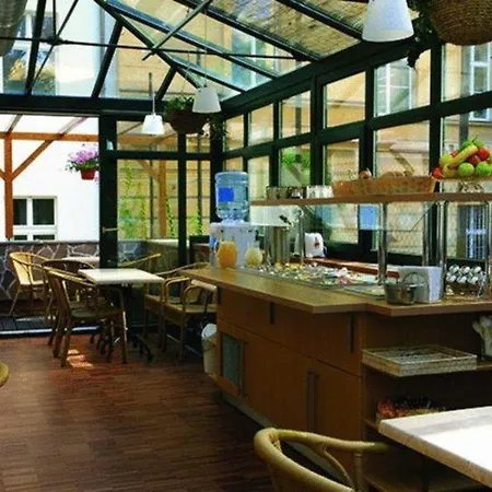Hotel Anna 3*