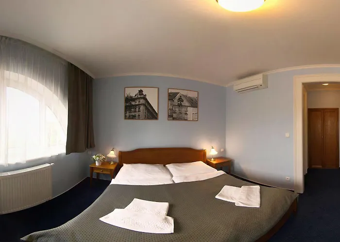 Anna Hotel